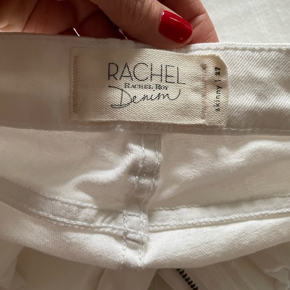 Rachel Rachel Roy, 27, White skinny jeans. - Picture 3 of 6